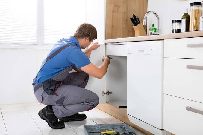 Cabinet Repair Singapore – Restore Your Cabinets Like New — R&R Carpentry Singapore